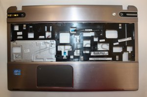 Plasturgie coque superieure Toshiba Satellite P850