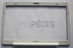 Plasturgie facade tour ecran BLANC Toshiba Satellite A500