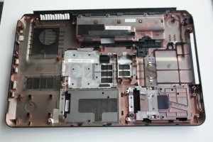 Plasturgie coque inferieure Packard Bell Easynote LJ61