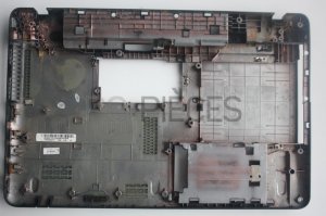 Plasturgie coque inferieure Toshiba Satellite C650D