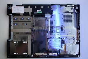 Plasturgie coque inferieure ACER ASPIRE 9410