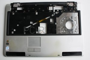 Plasturgie coque superieure TOSHIBA SATELLITE P100