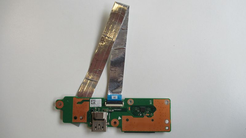 Carte prise USB + carte SD Asus E 403S