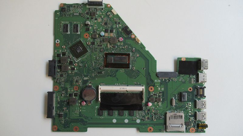 Carte Mere Asus F 552L