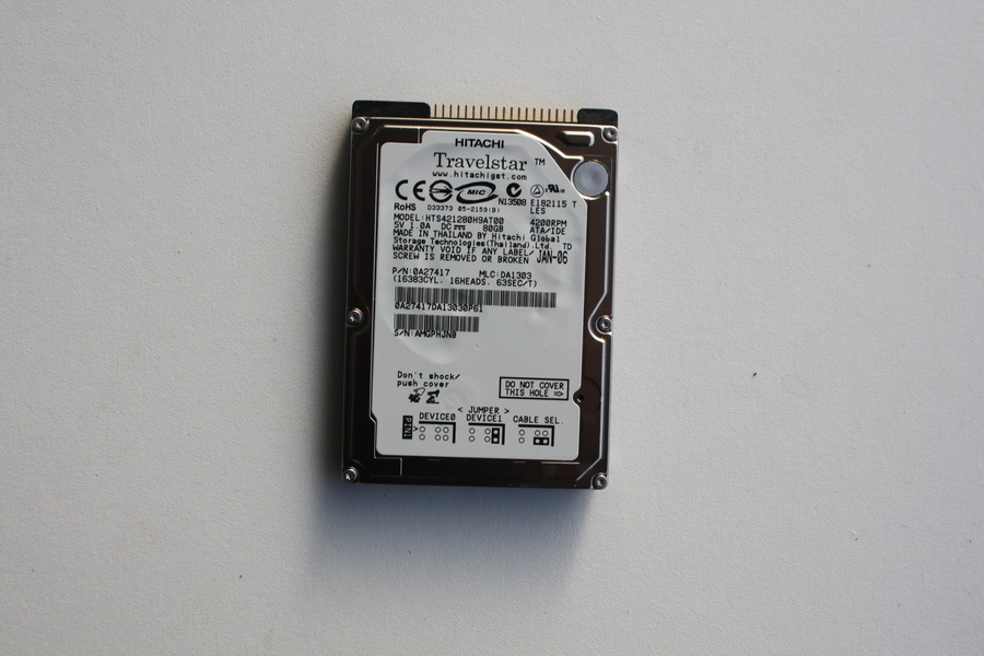 Disque IDE 2"1/2 Hitachi 80 GB Disque IDE 2"1/2 Hitachi 80 GB