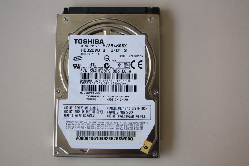 Disque SATA 2"1/2 Toshiba 250 Go