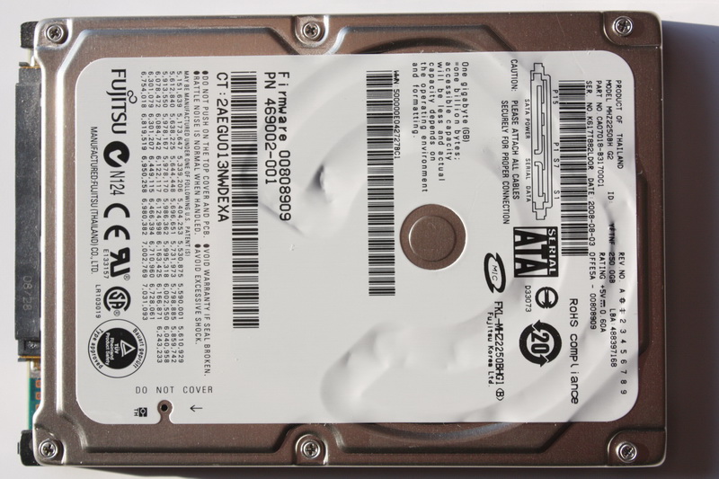 Disque SATA 2"1/2 Fujitsu 250 Go