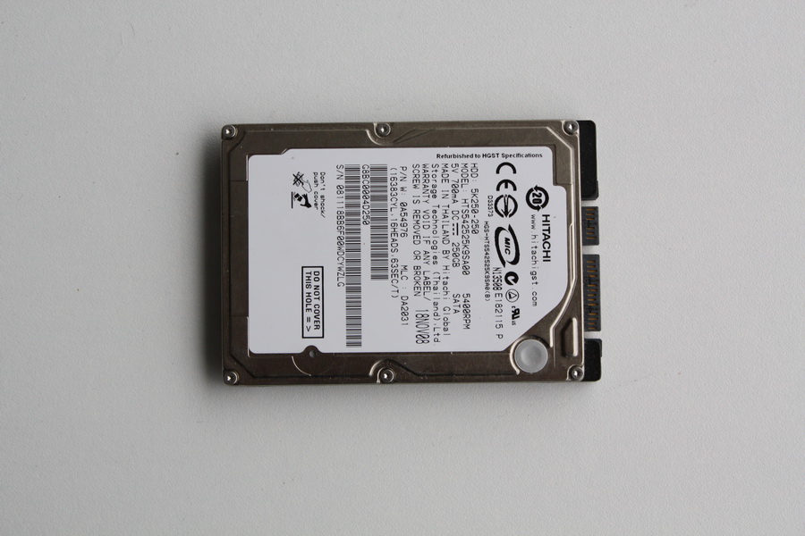 Disque SATA 2"1/2 Hitachi 250 Go