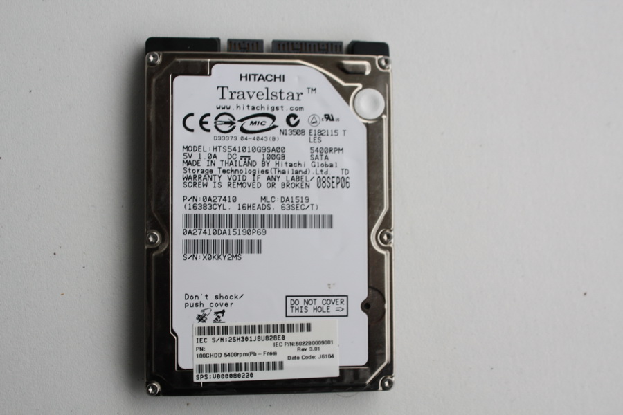 Disque SATA 2"1/2 Hitachi 100 Go