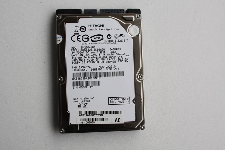 Disque SATA 2"1/2 Hitachi 160 Go