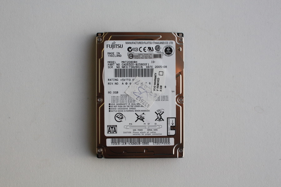 Disque SATA 2"1/2 Fujitsu 80 Go