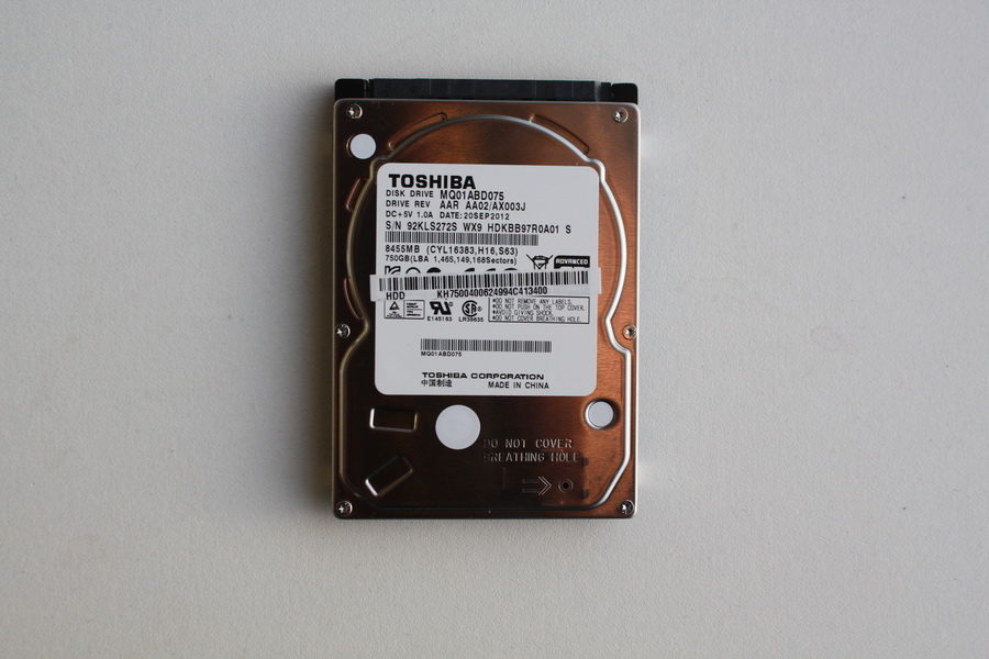 Disque SATA 2"1/2 TOSHIBA 750 Go