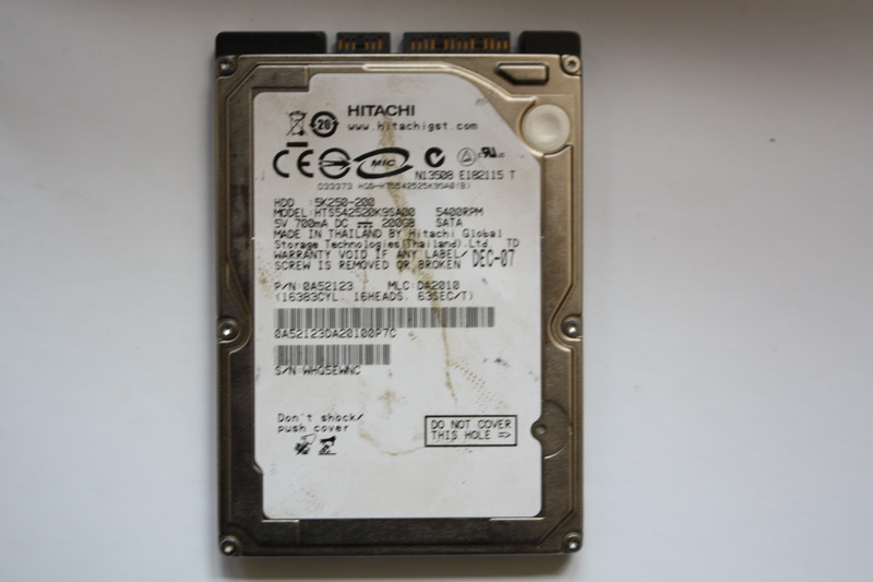 Disque SATA 2"1/2 Hitachi 200 GB