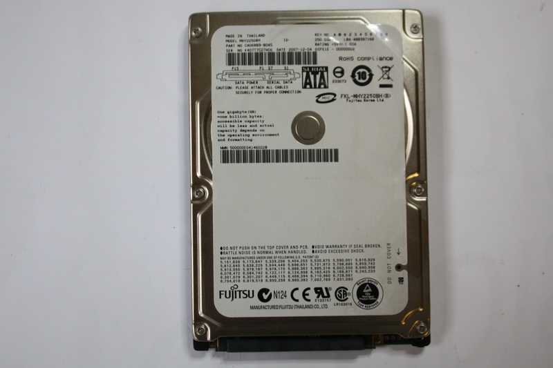 Disque SATA 2"1/2 Fujitsu 250 GB