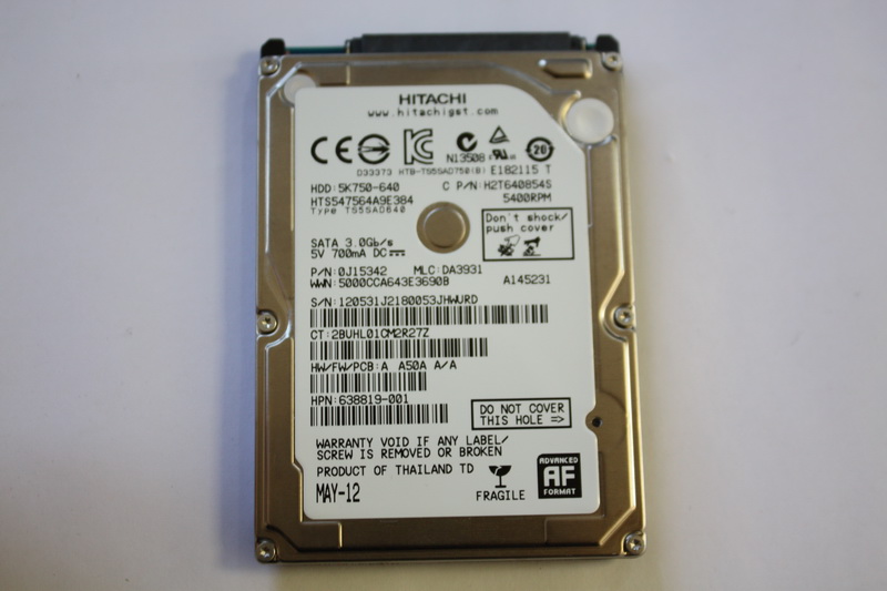 Disque SATA 2"1/2 Hitachi 640 GB Disque SATA 2"1/2 Hitachi 640 GB