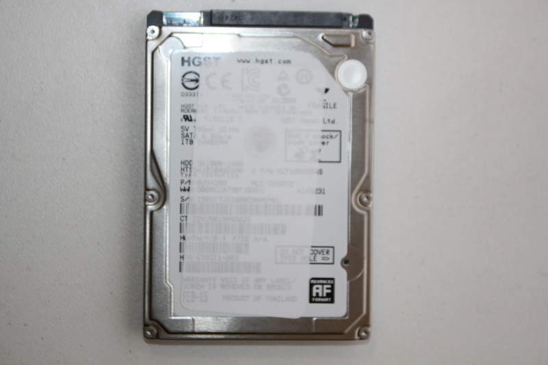 Disque SATA 2"1/2 HGST 1TB