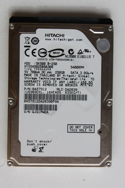 Disque SATA 2"1/2 Hitachi 250 GB