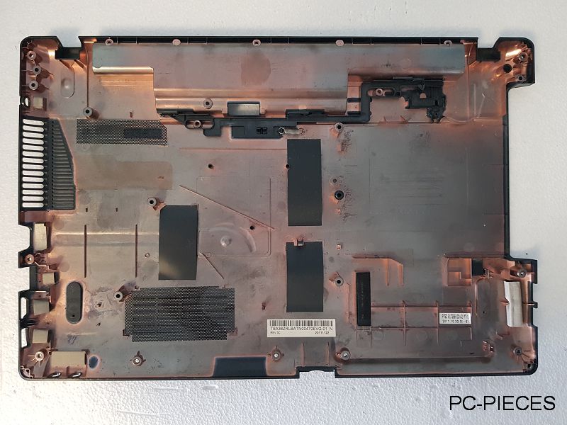 Plasturgie coque inferieure Acer Aspire 5749Z