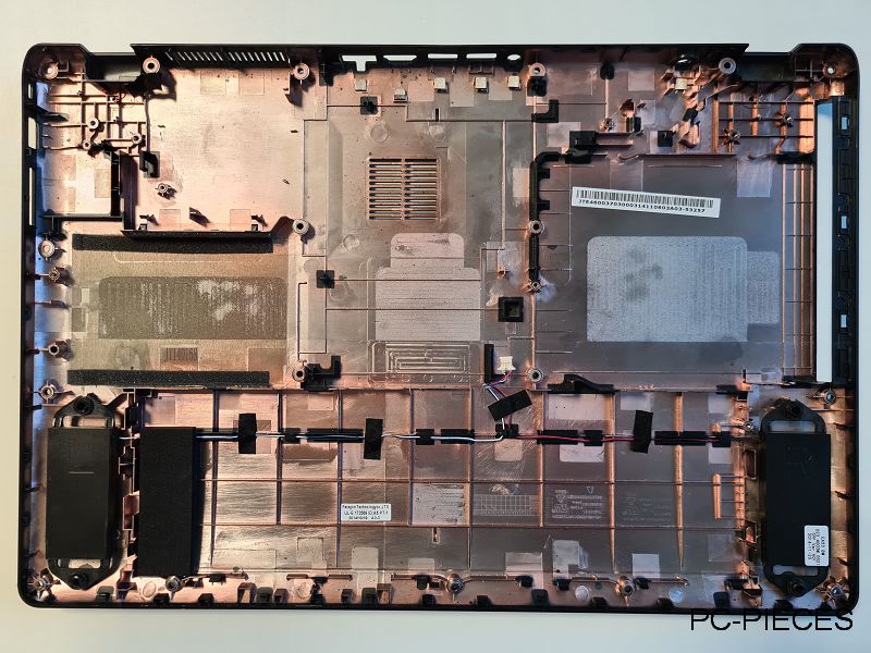Plasturgie coque inferieure Acer Aspire ES1-512