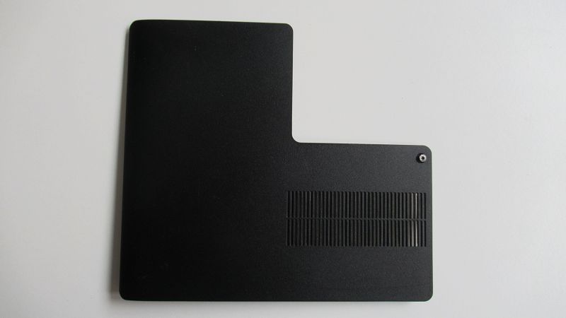 Plasturgie trappe cache disque dur Toshiba Satellite C50 Plasturgie trappe cache disque dur Toshiba Satellite C50