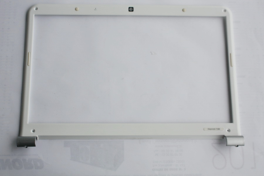 Plasturgie facade tour ecran Packard Bell Easynote TJ66