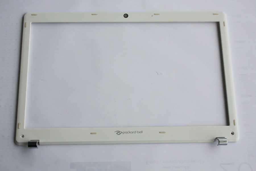 Plasturgie facade tour ecran Packard Bell Easynote TM94