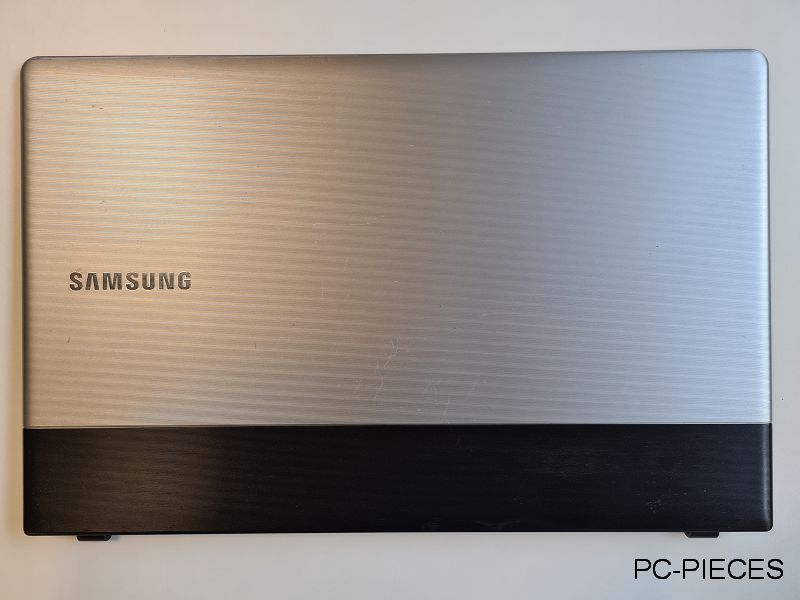 Plasturgie arriere ecran grise Samsung NP NP300E7A