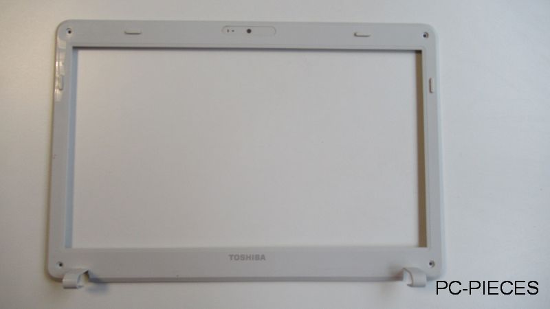 Plasturgie facade tour ecran Blanche Toshiba Satellite L735