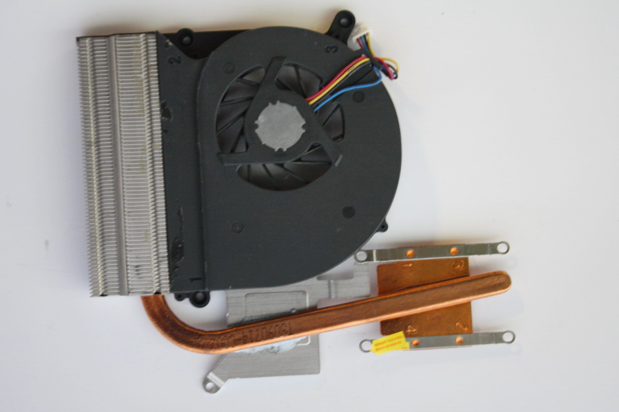Ventilateur et refroidissement CPU ASUS X70 SERIE AB